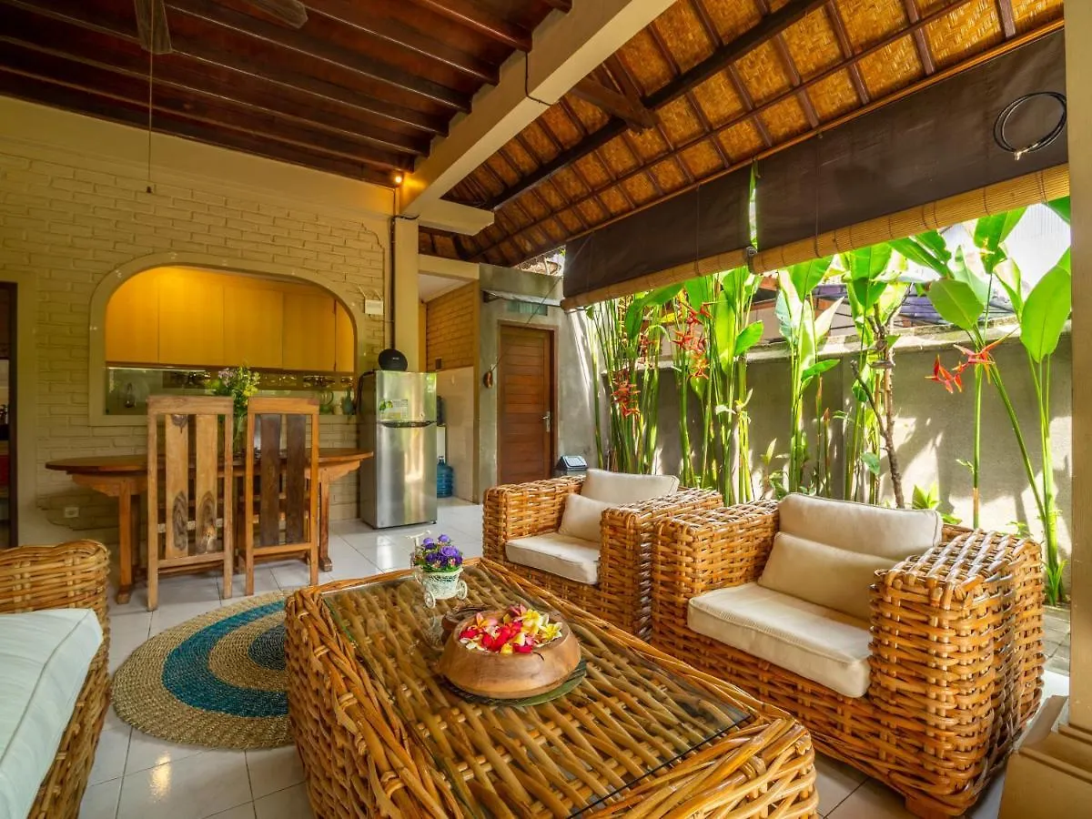 Enjoying Life Villa Near Bintang Supermarket Seminyak